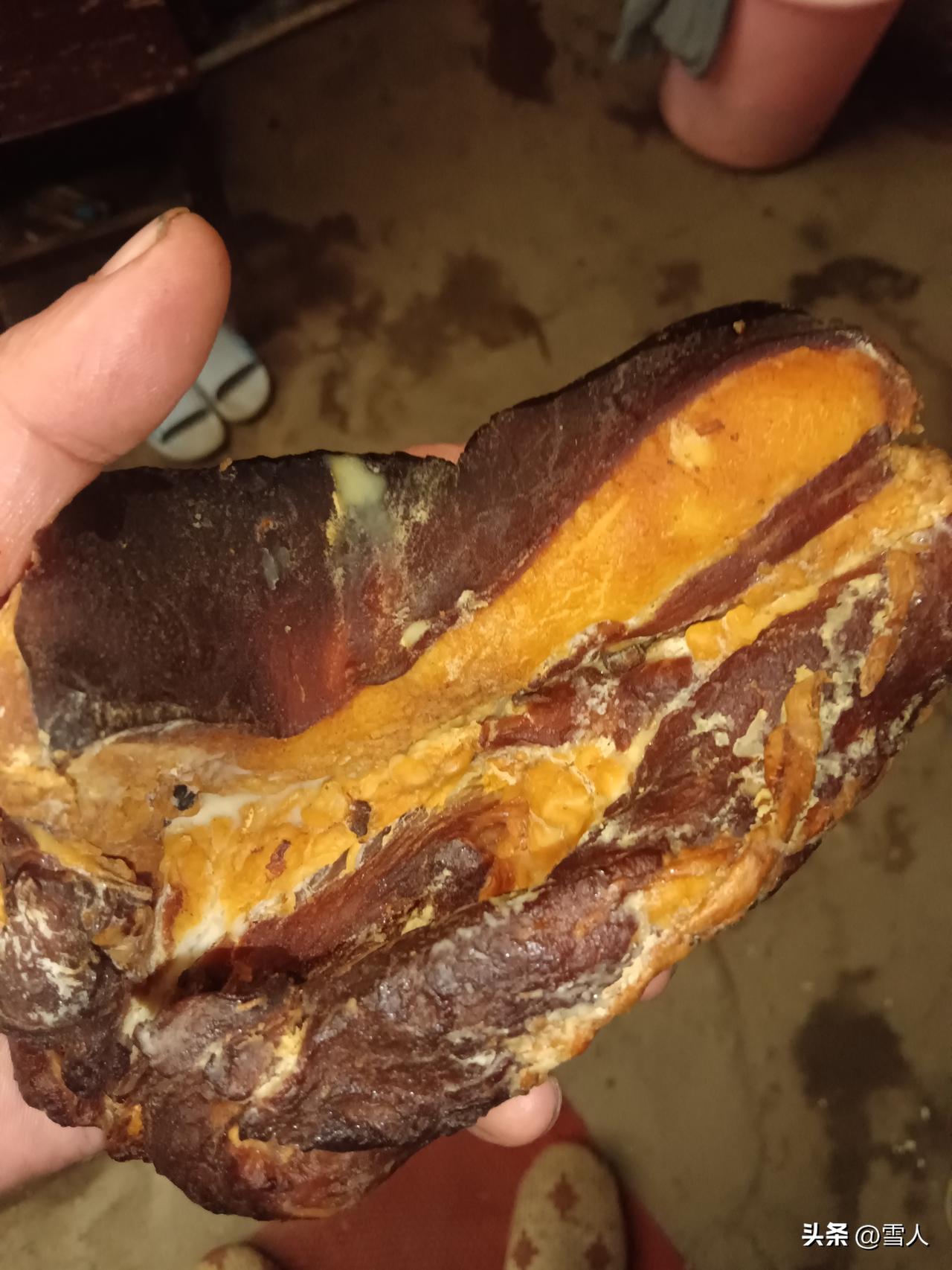 我在永州，用鲜香的辣椒炒腊肉拌一碗热面，热油裹挟着腊香与鲜辣，是独属于潇湘的浓烈