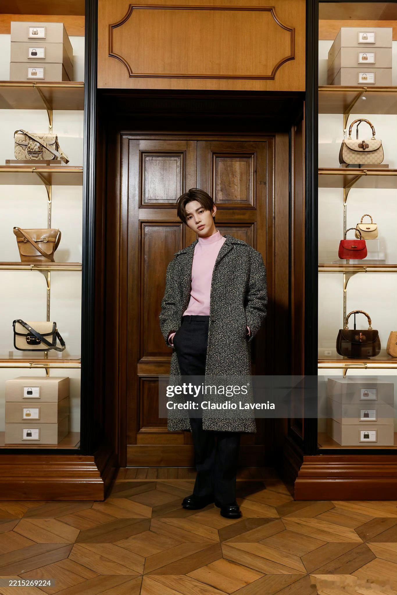 章昊看秀G社生图发布，此次造型来自Gucci 2025秋冬系列超季新装！GUCC