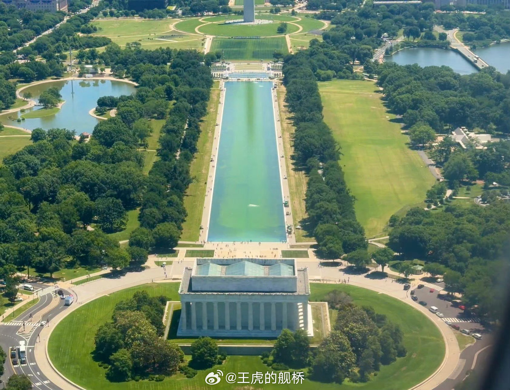 恁美是怎么做到大庆之年一个好大喜功的总统在首都最核心区域搞不定一个臭水塘子的？