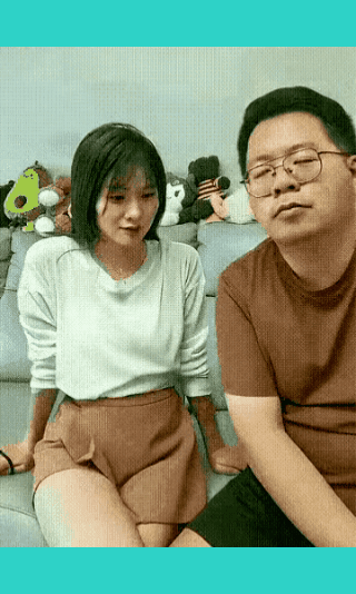 超级默契！
身无彩凤双飞翼，
心有灵犀一点通！