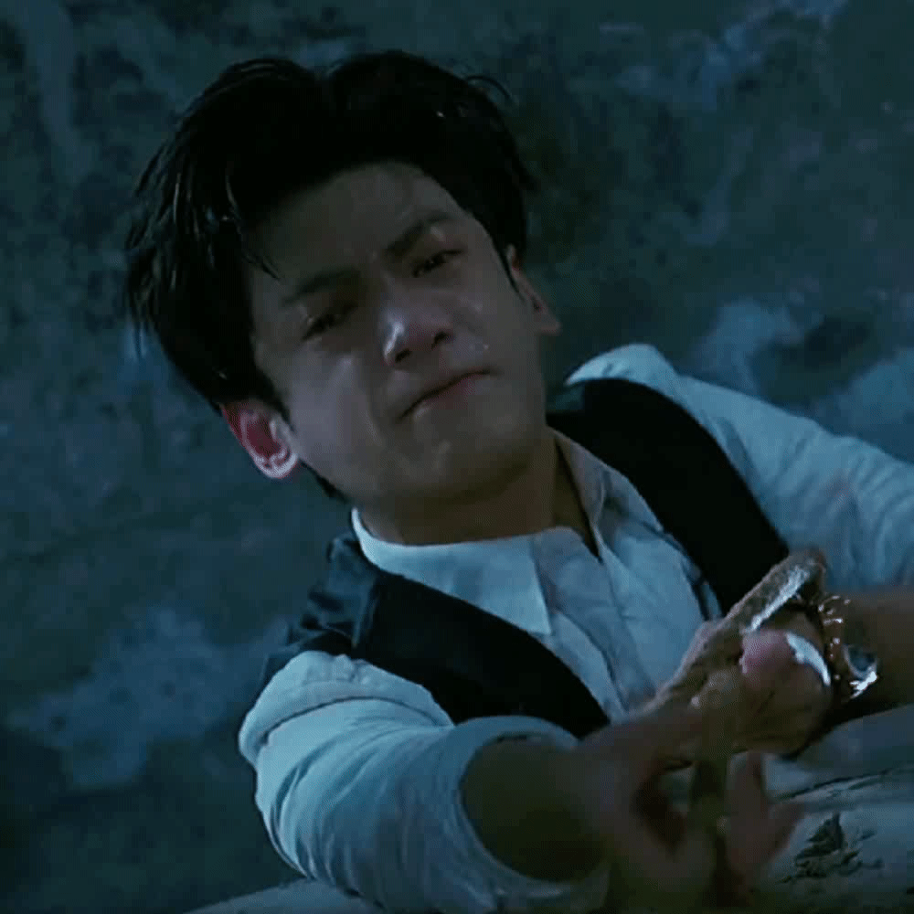 请欣赏罗云熙的拉重物无实物表演暴起的青筋 一瞬间的失神 竭尽全力的触摸，就好像他