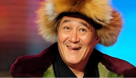 2009年，赵本山脑动脉瘤破裂，出院后，他把手头积蓄凑到一起，共13个亿，于是一