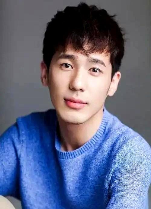 《太平年》刚放出最新剧照,一条不算热搜的小话题在圈里悄悄发酵,94年的吴昊宸演六