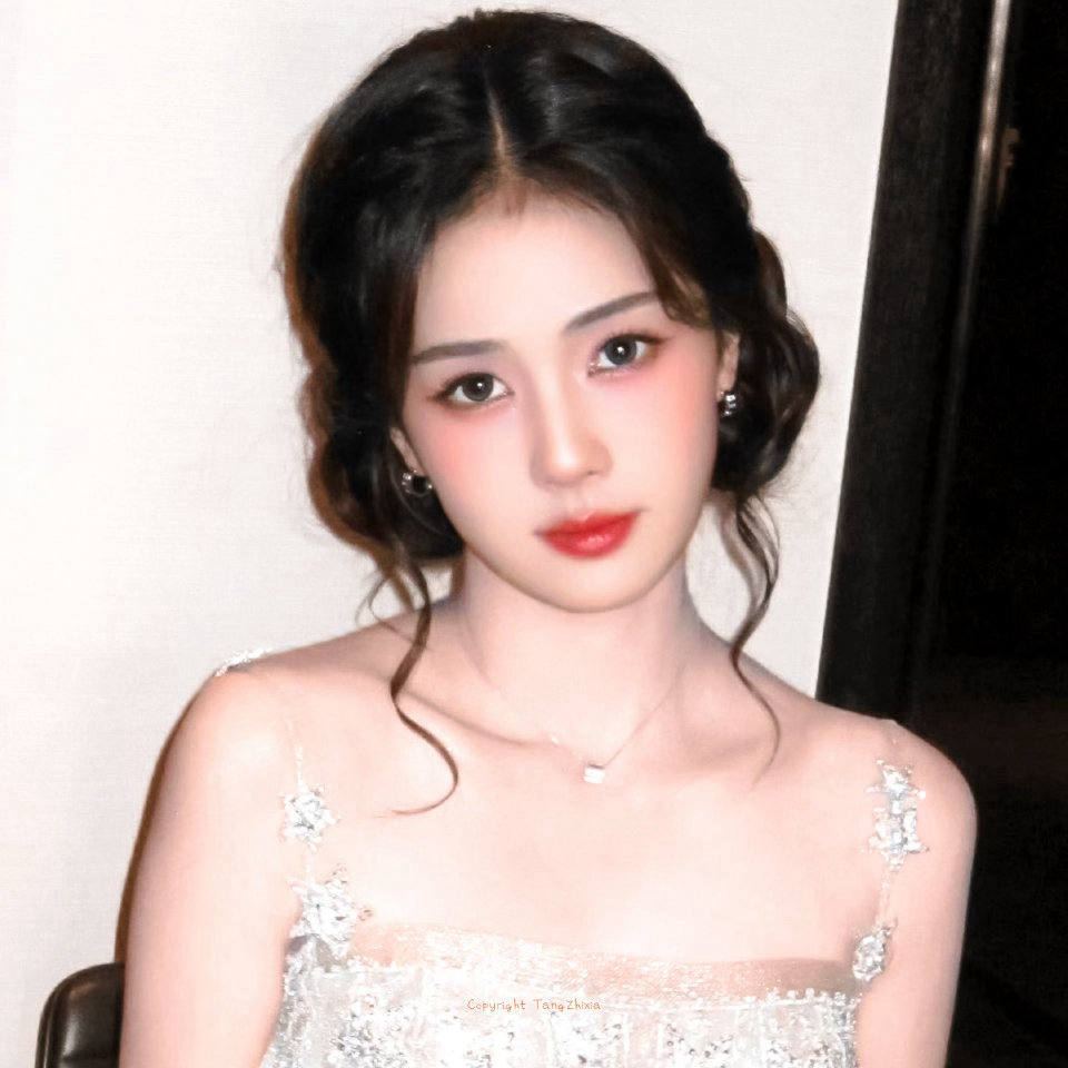 白鹿  白鹿叶璃 白鹿莫离 “海鸥只为海沦陷，我只为你心动”  🎀💐📸 