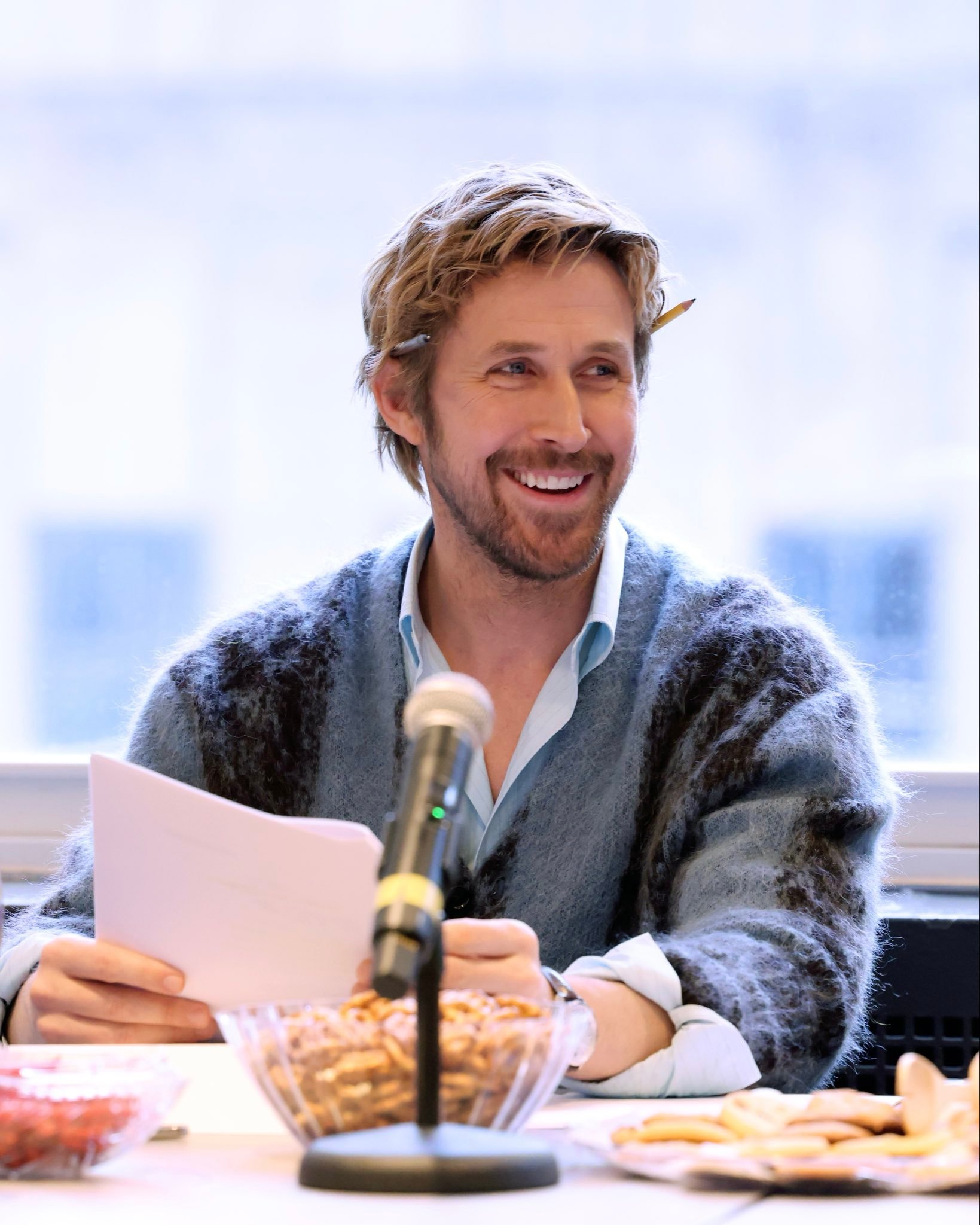 高司令Ryan Gosling第四次主持SNL写真📷🤗 