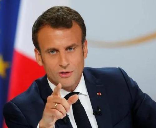 来自法国媒体的消息说，整个中国都在散发一种精神，那就是，别国封锁，它就自己创造。
