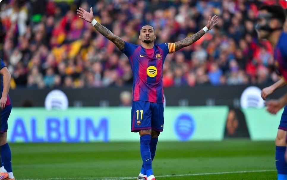 记者：拉菲尼亚出战马竞存疑 缺席球队训练根据记者Alex Pintanel的报道