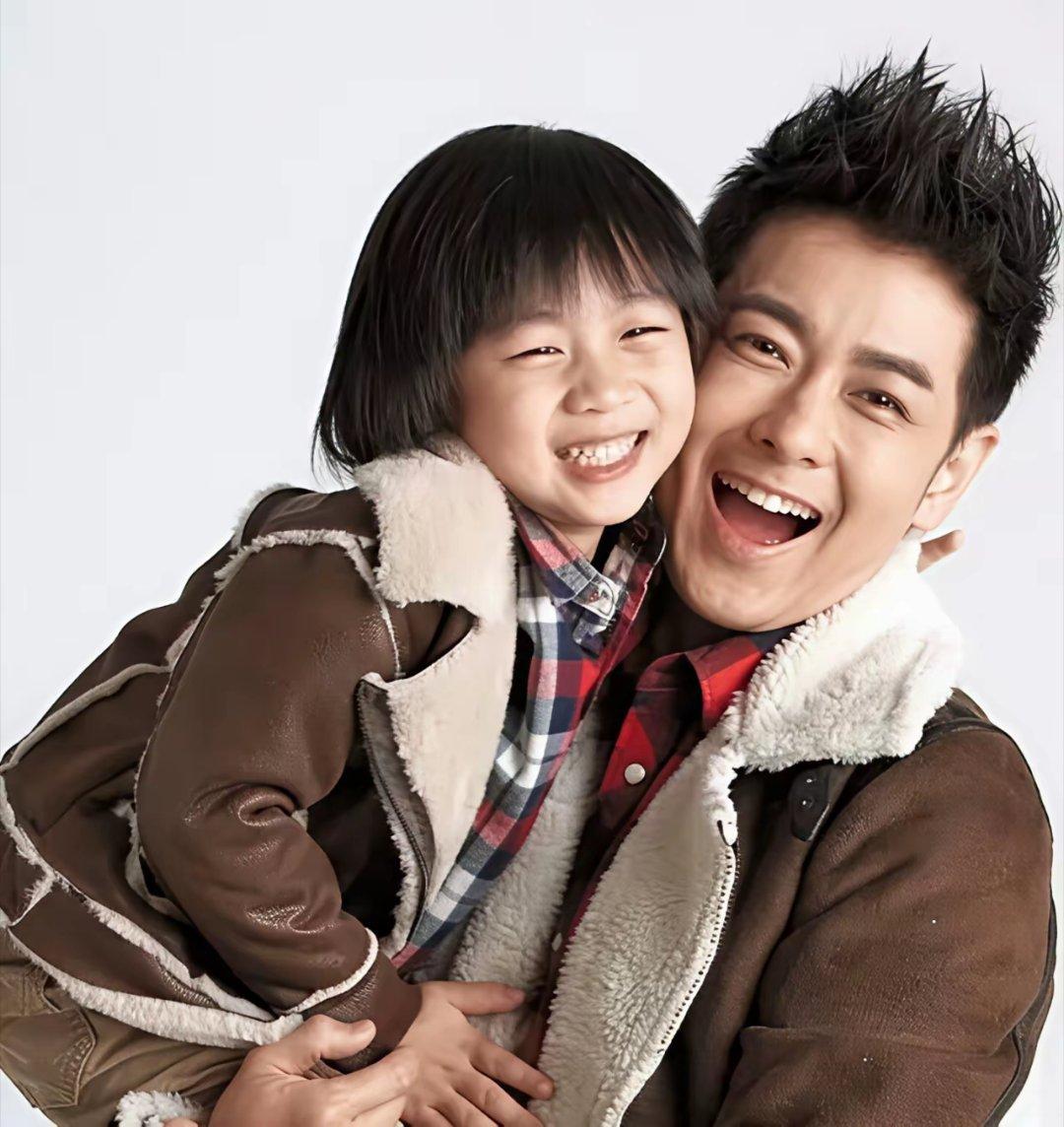 林志颖的大儿子Kimi正脸曝光，16岁的kimi现在身高超过180cm，长大后的