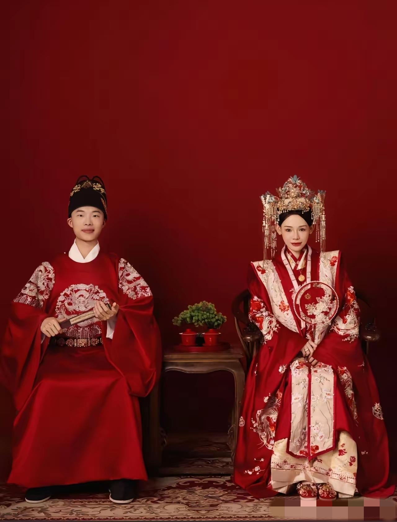 郭有才啊郭有才，
​​给天底下所有男⼈都上了⼀课，
​​你可以没有钱，也可以长的