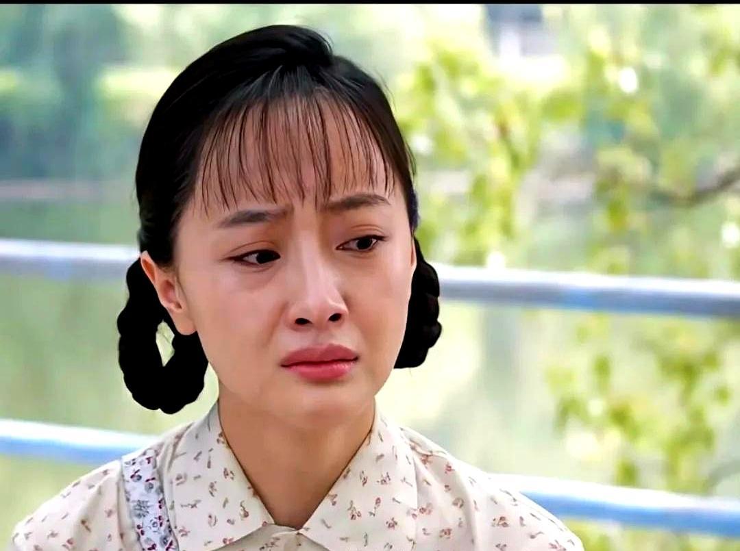 国营柜台最水灵的售货员林梅，把运输队长的彩礼砸回娘家饭桌，转身嫁给连家具都打不起