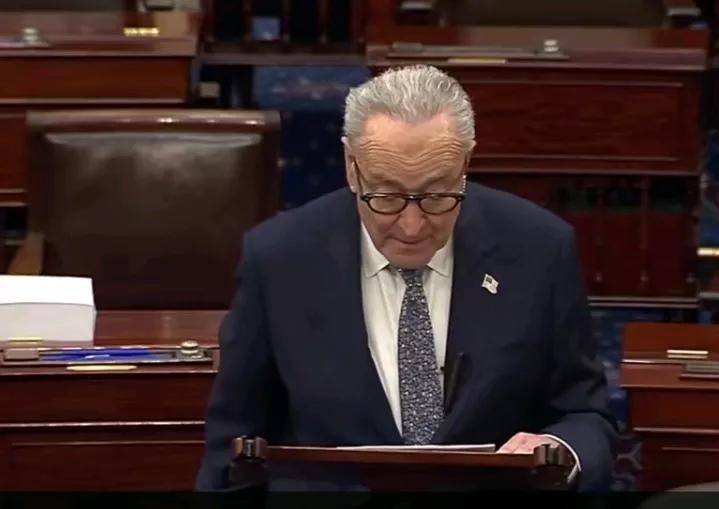 民主党宣布，已启动弹劾赫格塞斯的程序。

《国会山报》报道，当地时间16日，民主