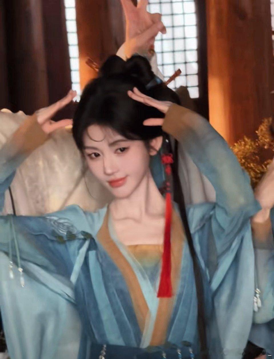 鞠婧祎阿黛进行曲我们阿黛就这么萌