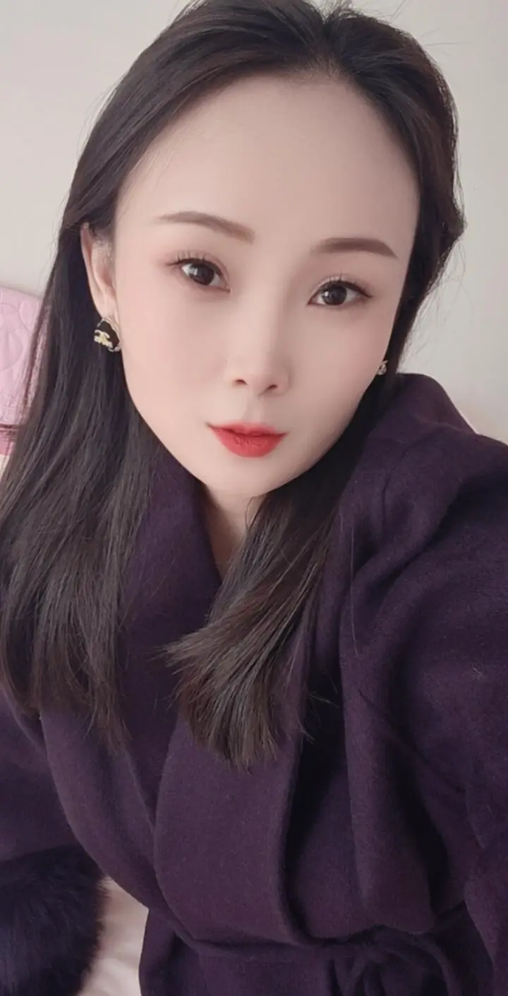 这辈子都改不掉一委屈就掉眼泪，一不开心就不想说话，一有心事就睡不着，永...