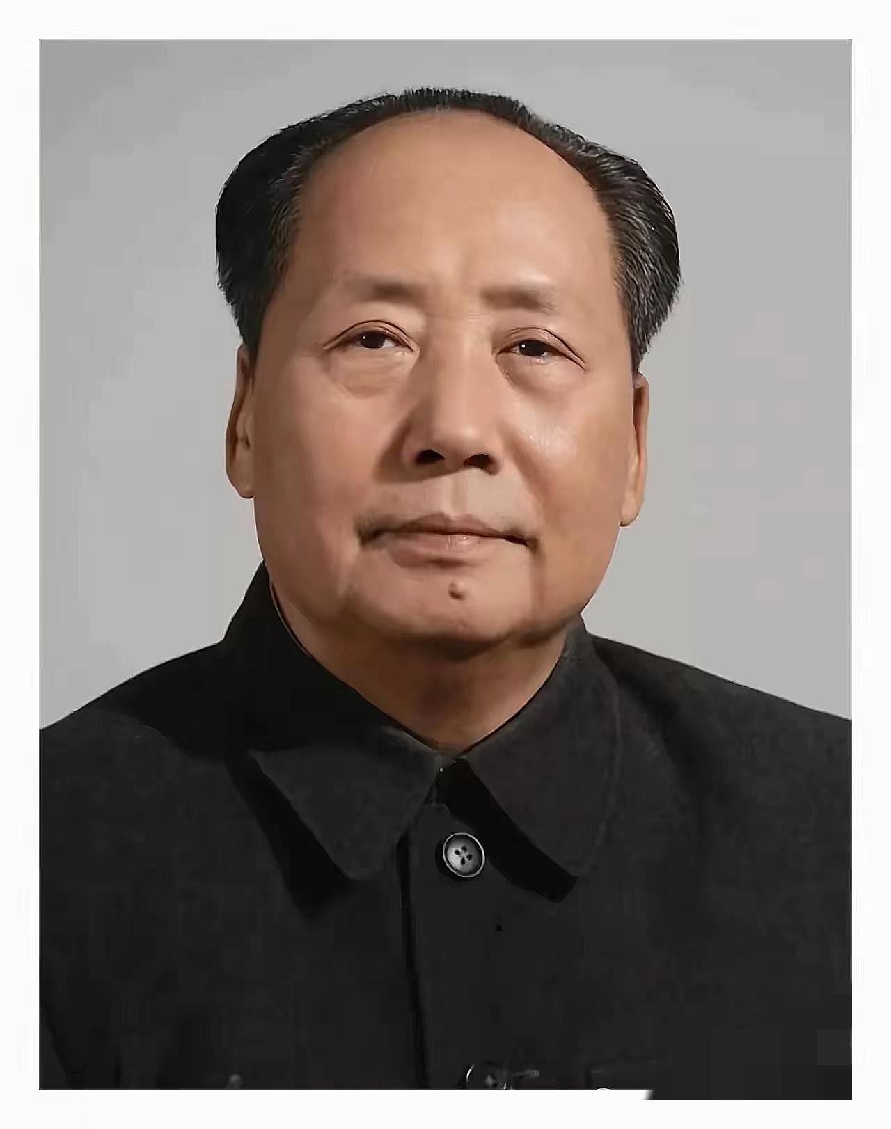 不尊重的请划走！
他是华夏的脊梁，是无数人心中的精神灯塔。

一身正气、德才兼备
