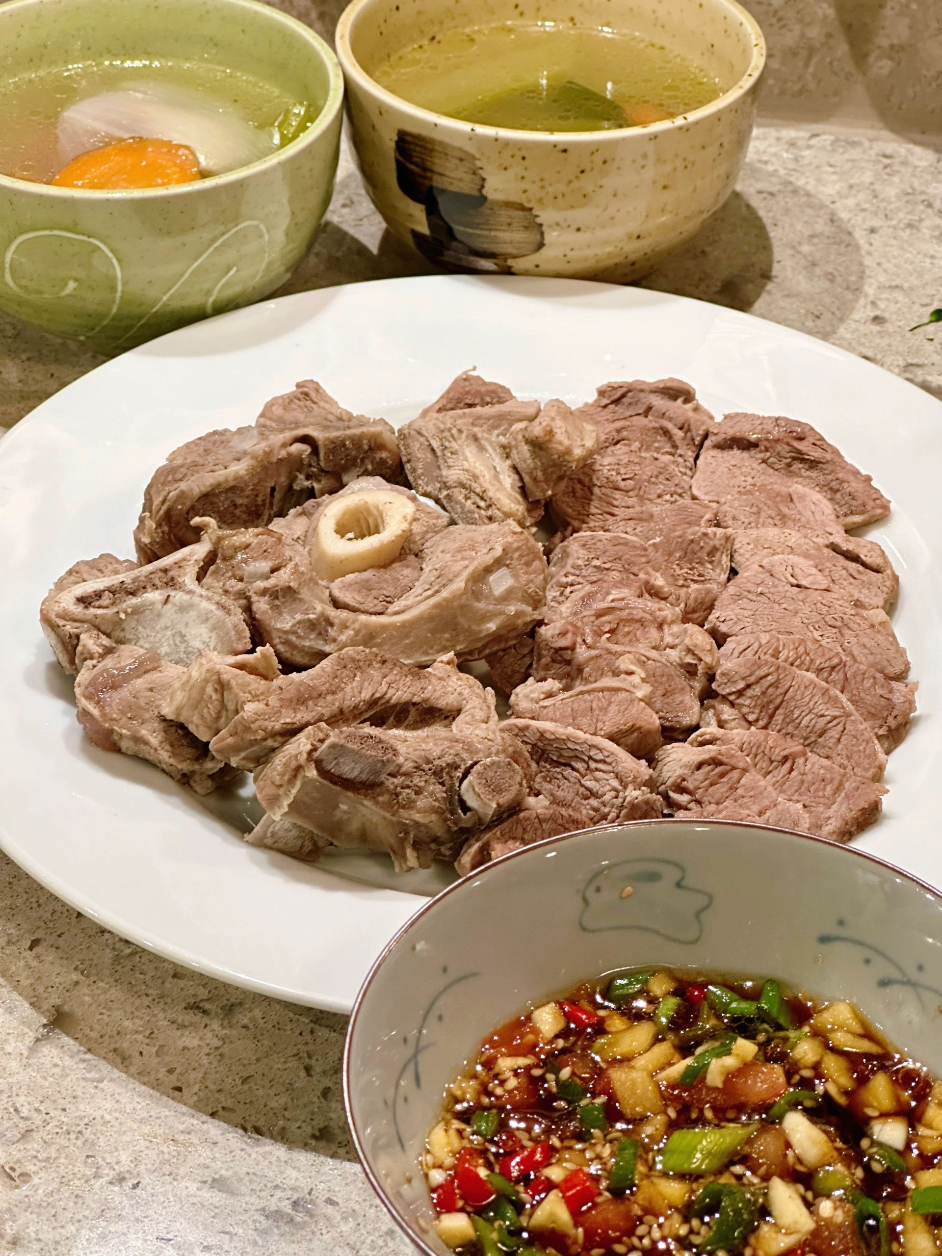 猴父子羊肩做老饭骨蘸水羊肉🥩香嫩丝毫不膻