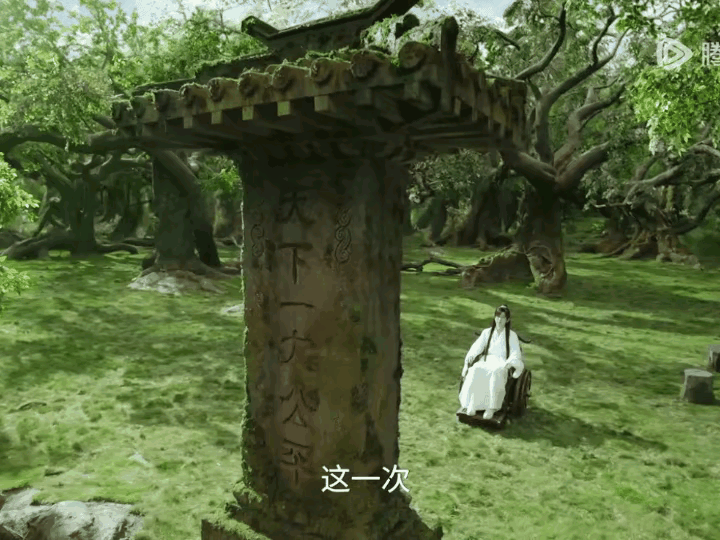 《赴山海》最新预告，萧秋水拖着半废的身子，再次来到一公林不顾性命的将暗器射向了屈