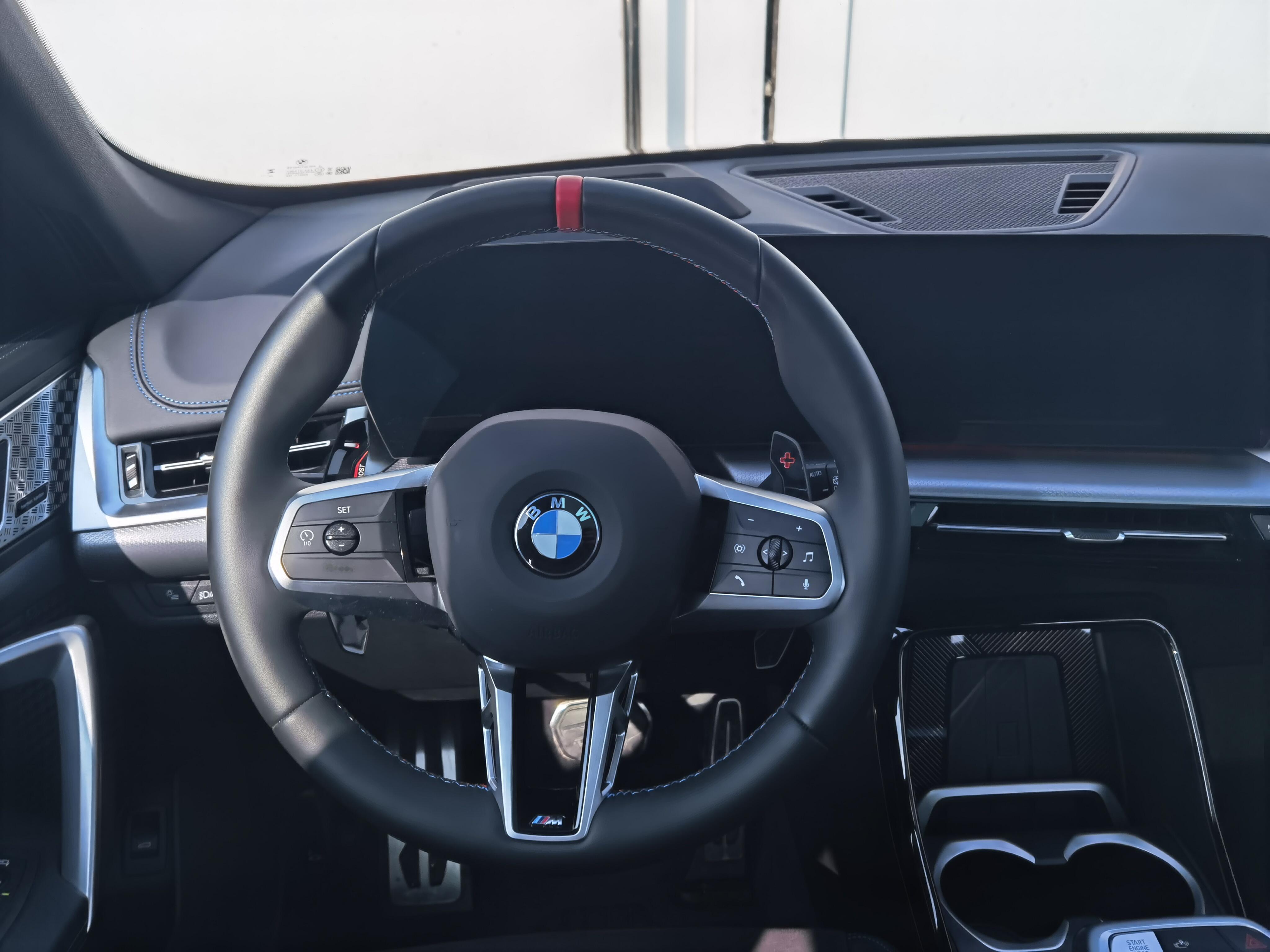 全新 X1 M35Li ，厂家培训用车24年11月出厂，未上牌需缴税火焰红外观，