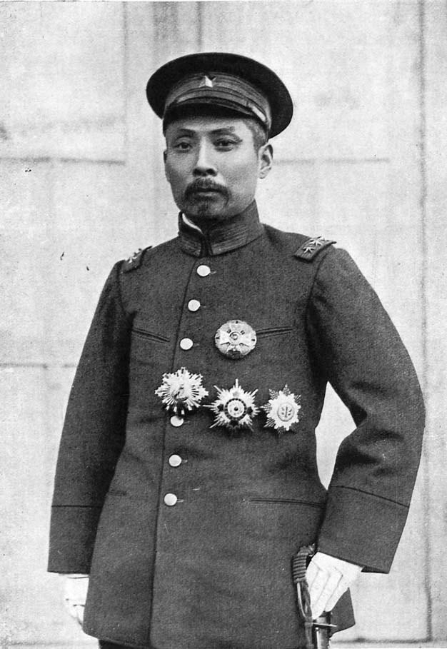 段祺瑞搁在北洋那帮人里，简直是异类。别的军阀豪宅如云、存款过千万，段祺瑞当了四任