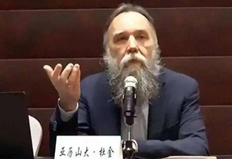 “俄罗斯国师”杜金预言：下一个爆发战争的地方，不是南海也不是台海，而是在这个地方