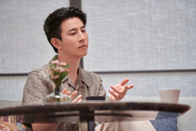 早春晴朗ALEX离职原来是去了喜人奇妙夜 谁还没刷到这个玩梗，《早春晴朗》Ale