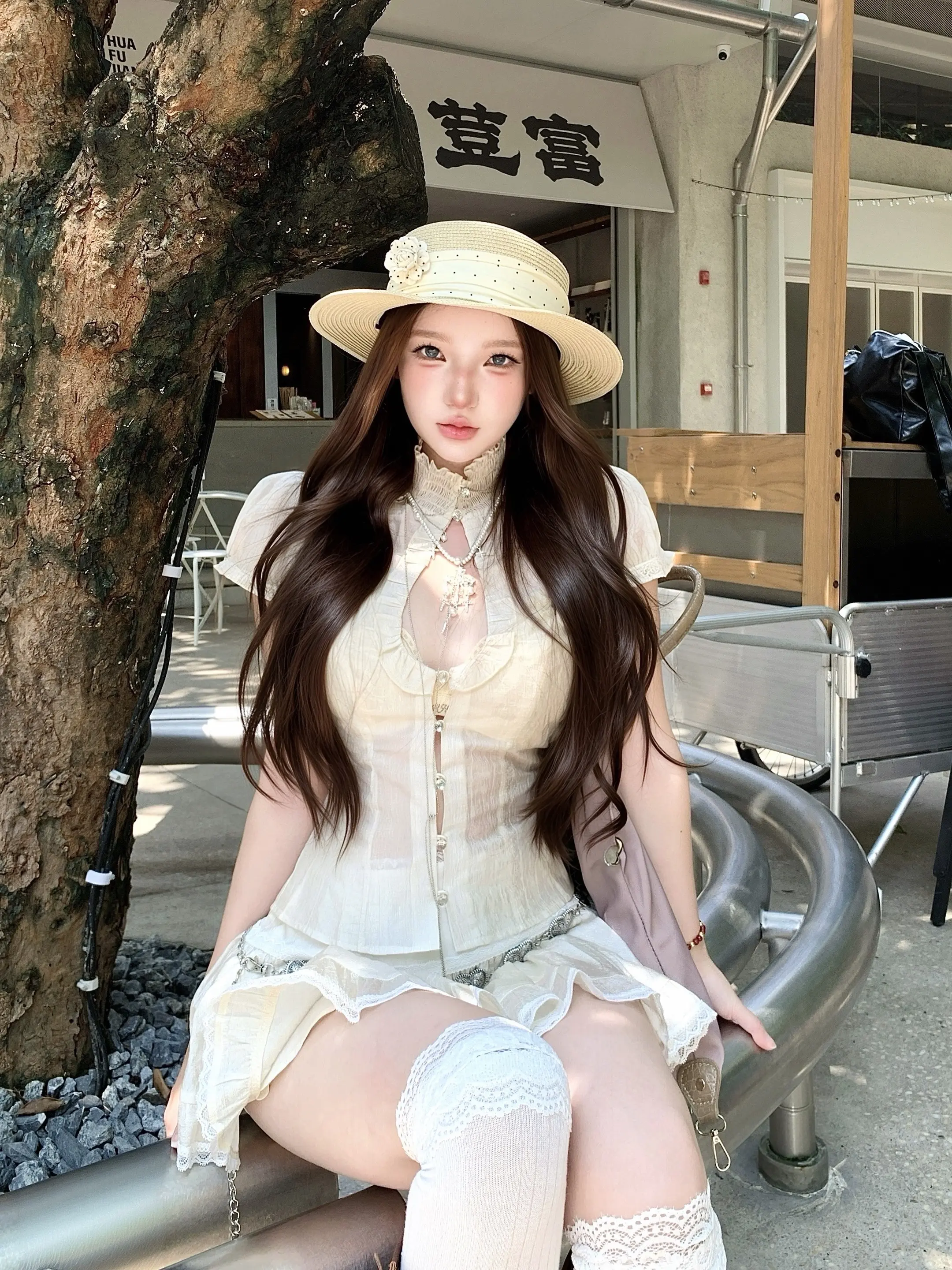 ⋆⁺₊⋆ 欧尼⋆｡˚。