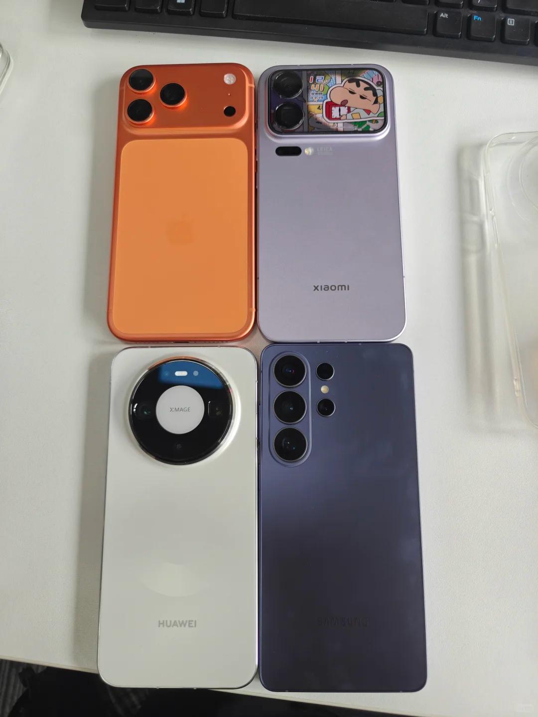 今年国产手机的颜值比苹果三星高多了！

有人和一样的觉得小米和华为好看吗？我很喜