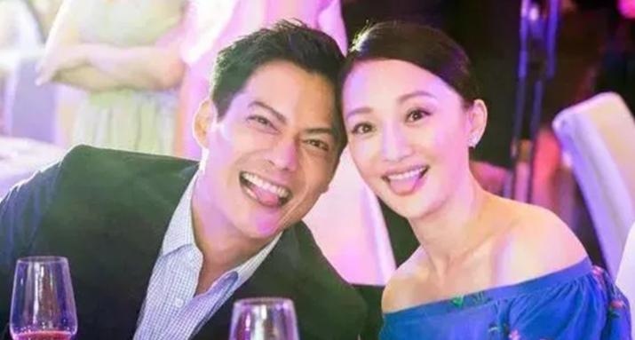 周迅前男友贾宏声趁父母不注意，从14层一跃而下，父母跑下楼时，他已身亡，没想到，
