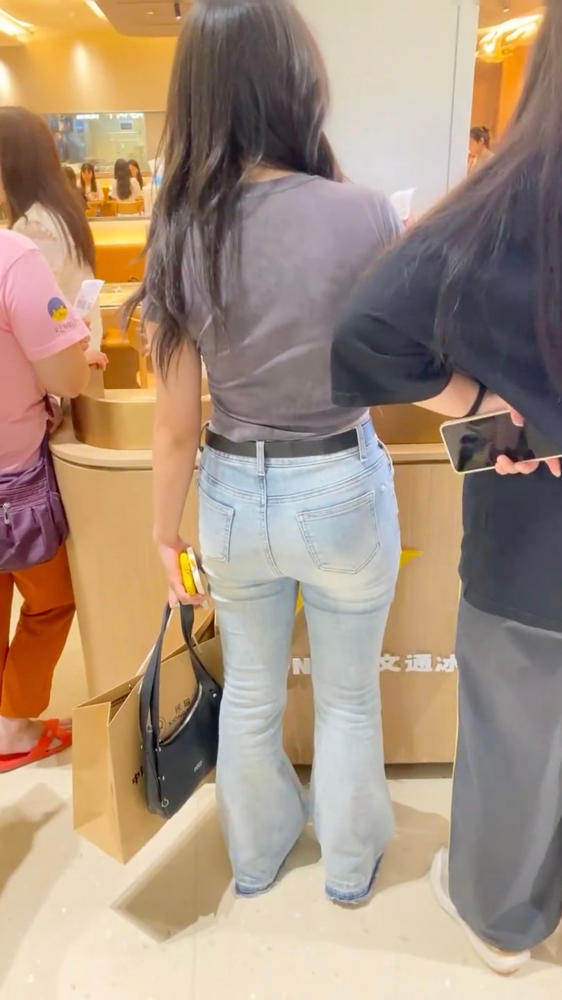 牛仔裤穿搭 ​​​