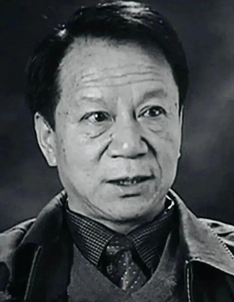 蔡元元（1942—2026），安徽萧县人，演员、导演。童年凭借《鸡毛信》中海娃一