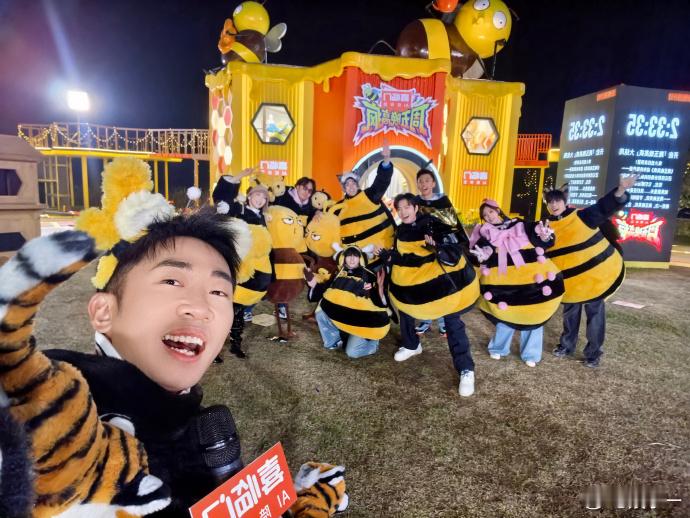 祝绪丹18图收官晚高疯周五晚高疯 被祝绪丹的收官文案戳到，没有华丽辞藻，全是真心