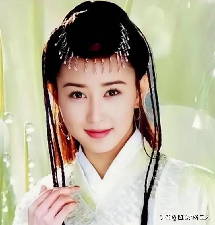 2008年，富豪朱兆祥向胡静求婚，胡静说：你大我12岁，咱们不合适。朱兆祥掏出一