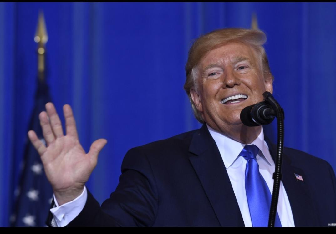 特朗普真想吞并加拿大吗？
特朗普还真想吞并加拿大。他多次公开表示加拿大应成为美国