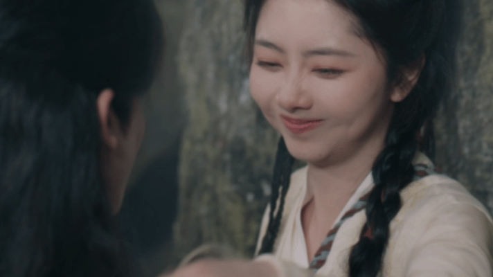 谭松韵一哭我鼻子一酸 在谭松韵的表演词典里，“悲伤”是一个多义词。它可以表现为放