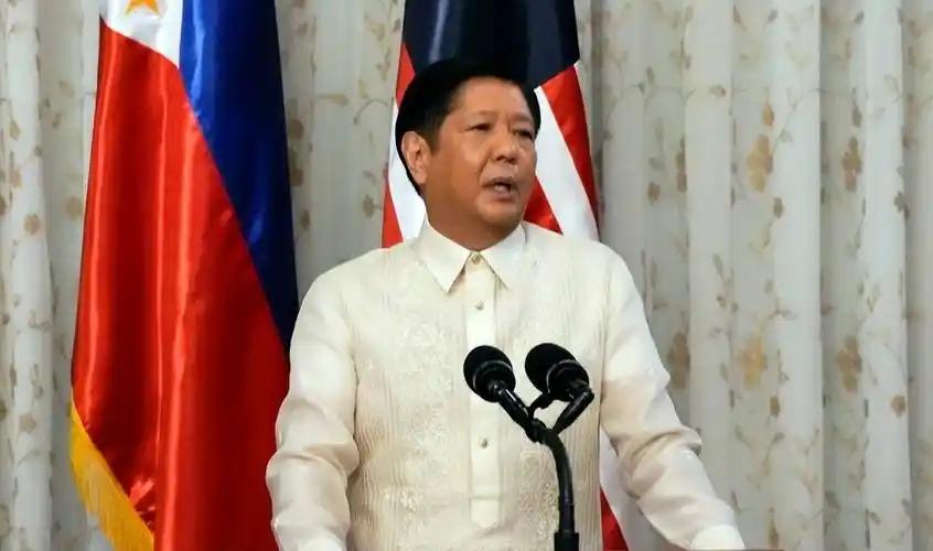 [月亮]小马科斯急着对华示好，绝非良心发现，全是因为这两个迫在眉睫的难题，只能来