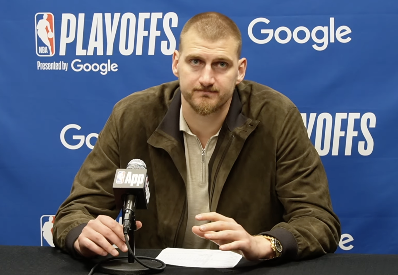 如何评价自己在这个系列赛的表现？ 约基奇：平庸