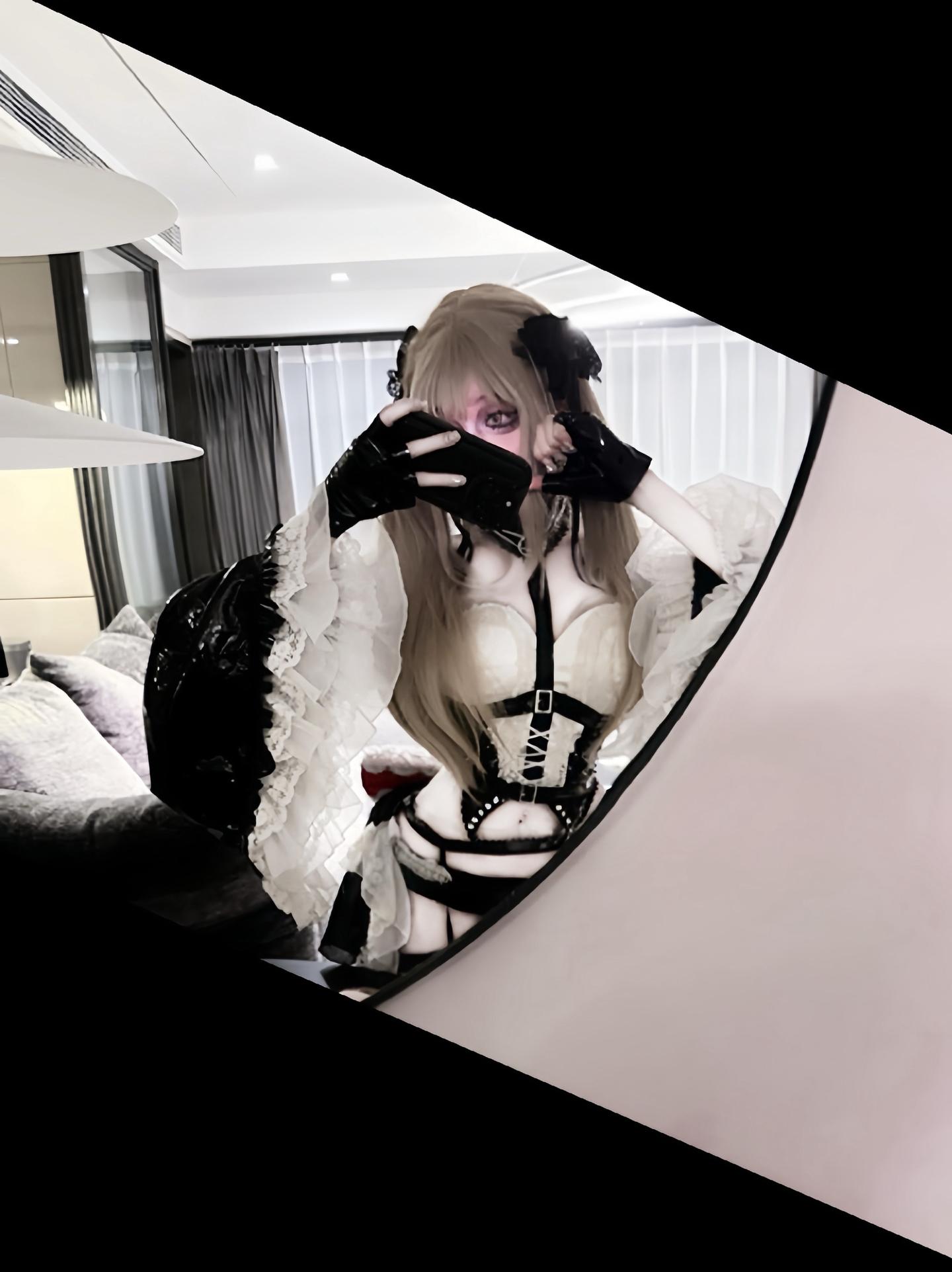 不知道 反正我的身材很曼妙