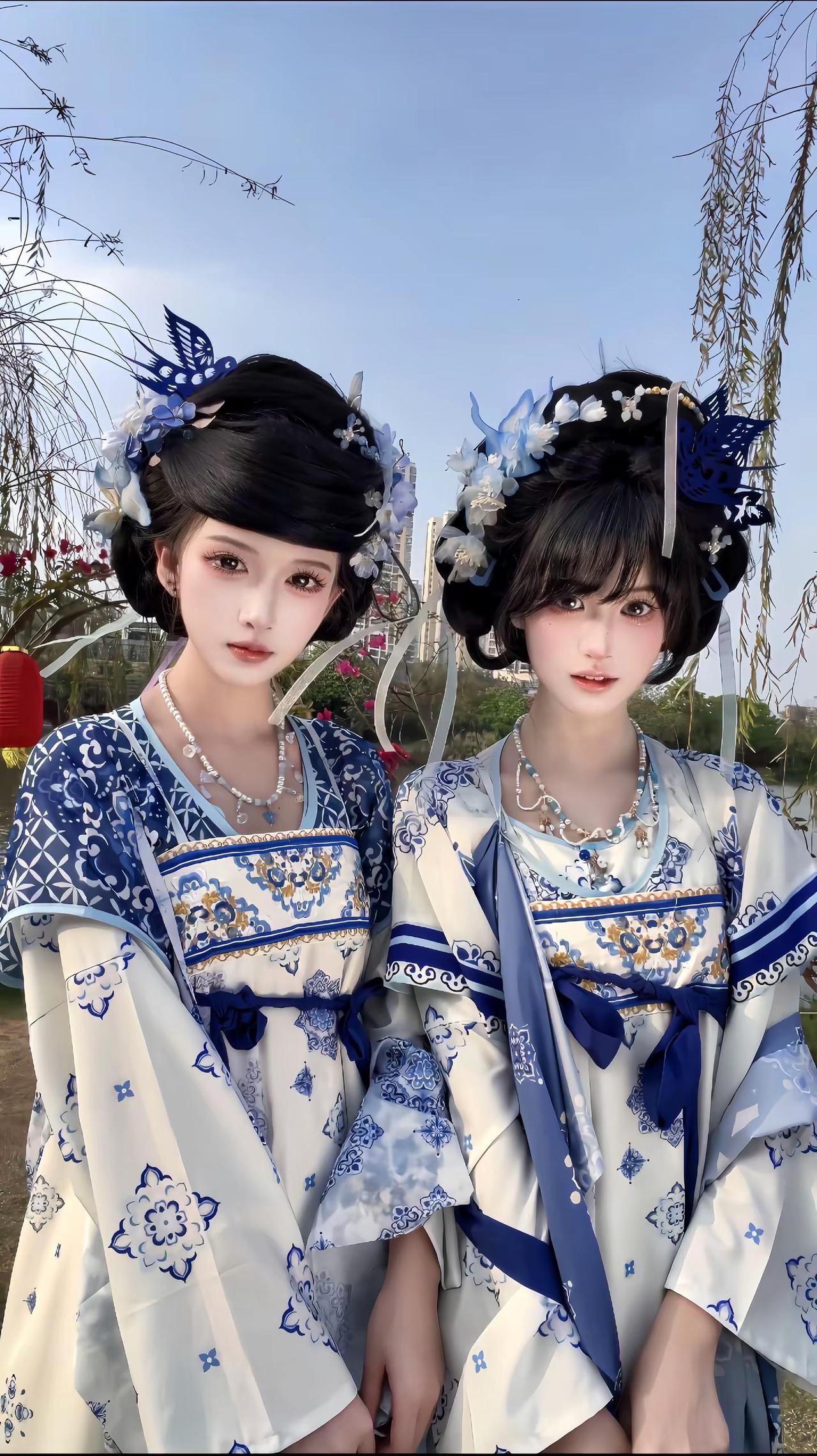 古巷逶迤  你我长青。小唐风 青花瓷妆造汉服妆造