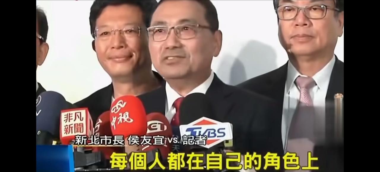 国民党里最让人讨厌的男的，没有之一。
没有任何人格魅力，真不知道他是怎么被推出来
