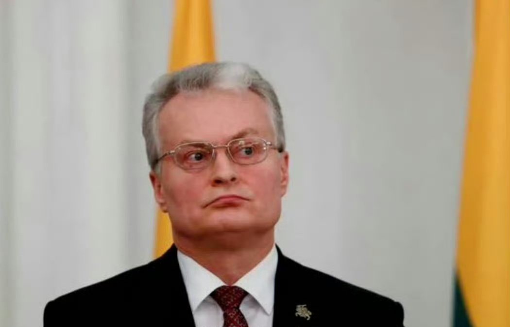 这位用事实证明，方脑壳确实是。。。。 