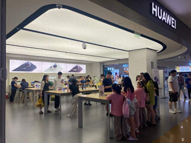 华为小米荣耀集体涨价，我沉默了