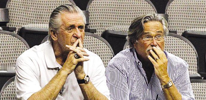 迈阿密热火队自2020年以来追逐球星的历史：
2020年 - 等待字母哥，但最终