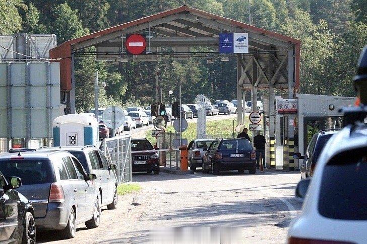 瓦格纳一去白俄罗斯，立陶宛再也不敢装逼了，一边求德国去驻军，一边赶紧关闭了白俄罗