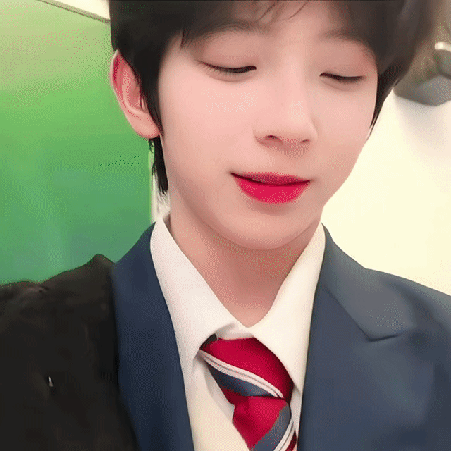 陈浚铭 ⌯罒 ᗜ 罒⌯陈浚铭 四代第一门面