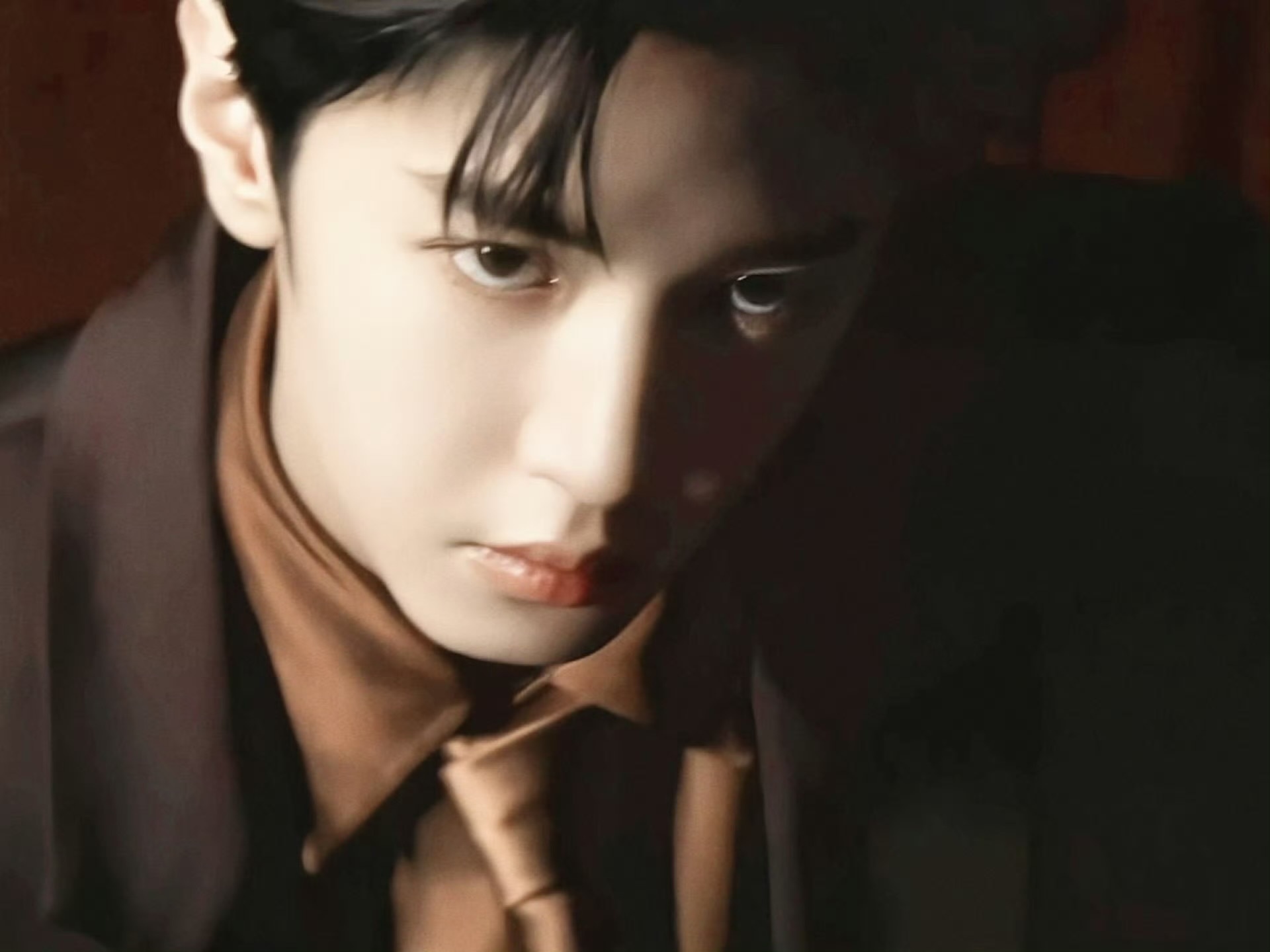 陈哲远的颜值可以直接给到一个夯纯硬帅！完全daddy男明星微博之夜造型出图微博之