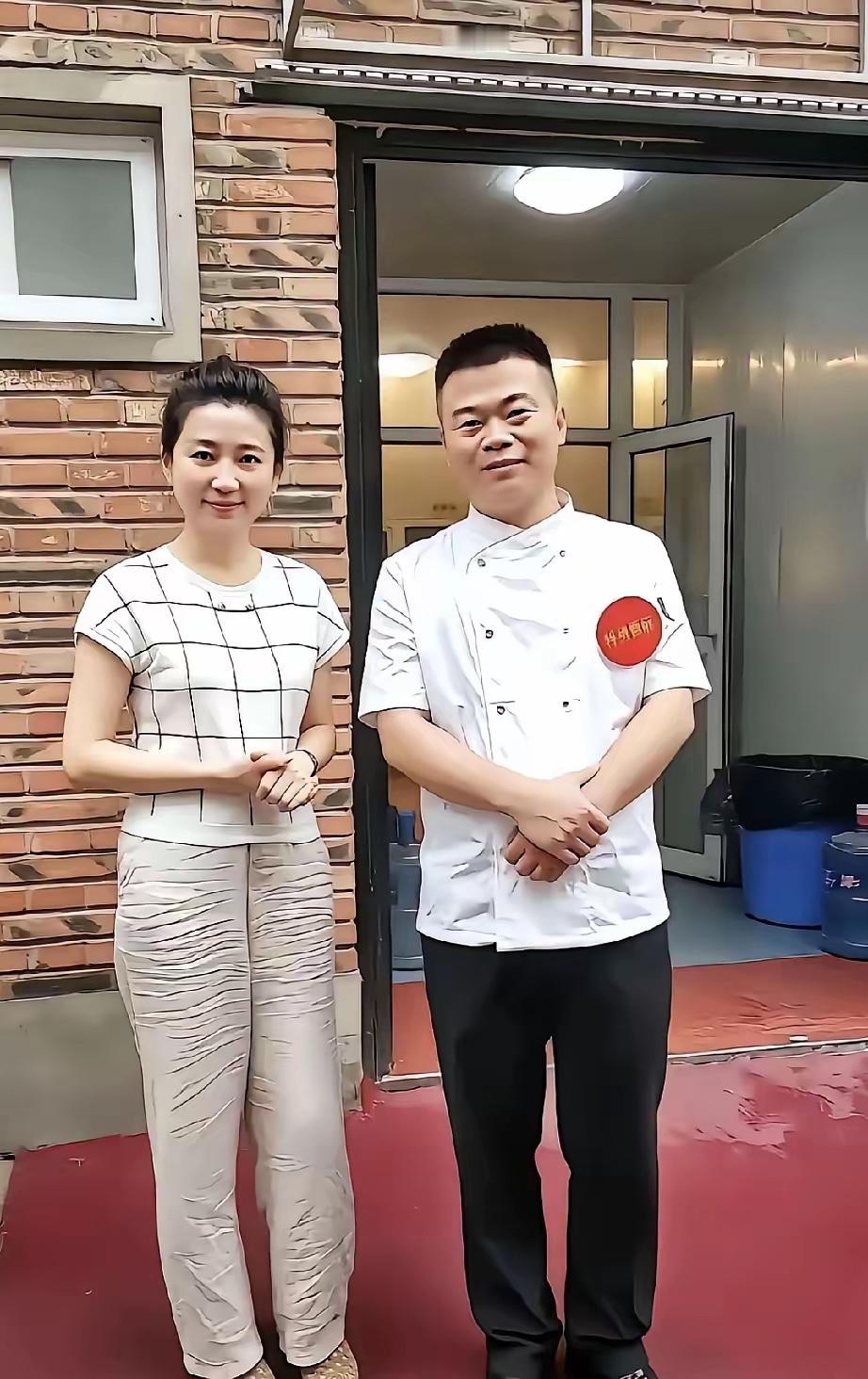 不是我吹！我敢说，这位女生，如果你认出来了，一定是中央电视台的铁杆粉丝了