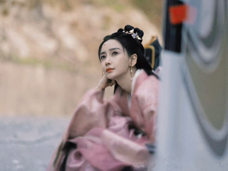 angelababy  angelababy三拾澄明七堇新荔 ⁺₊ 📷 𓇬?
