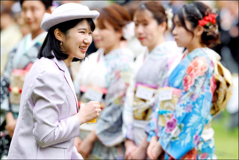 日本众院通过修法：女性皇族婚后可保留皇籍海外新鲜事 日本为确保皇族人数，提出修改