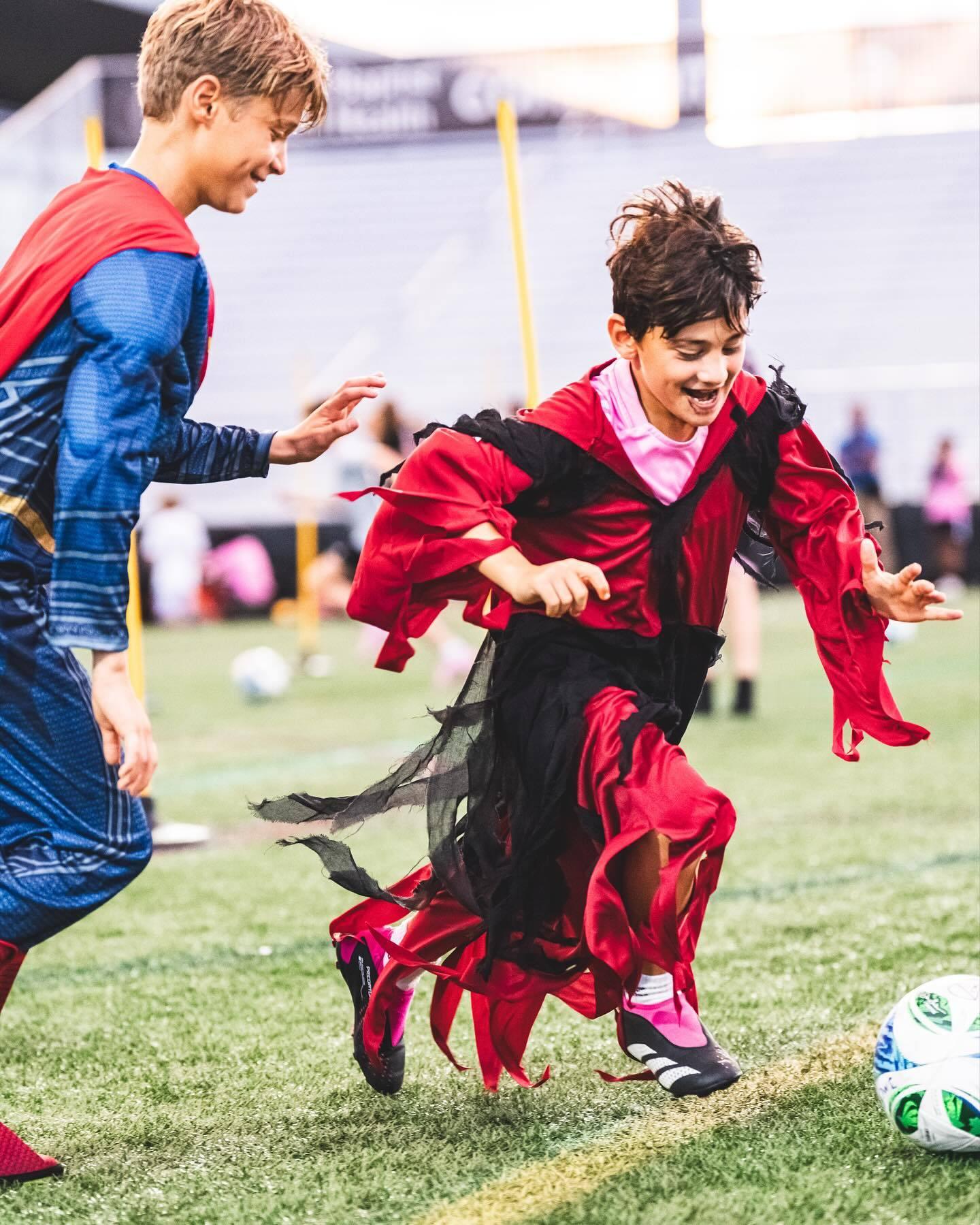 mateo和ciro的万圣节装扮！梅西梅西[超话] ​​​