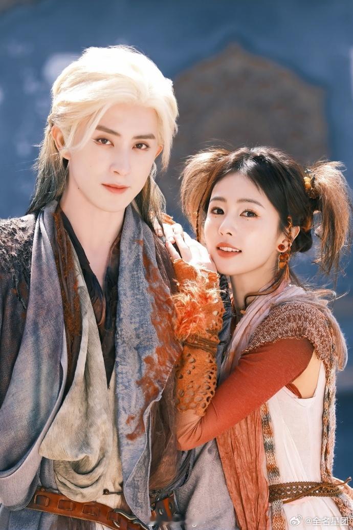 白月梵星狐狸夫妇  白鹿敖瑞鹏狐狸夫妇  《白月梵星》里白鹿敖瑞鹏组成的狐狸夫妇