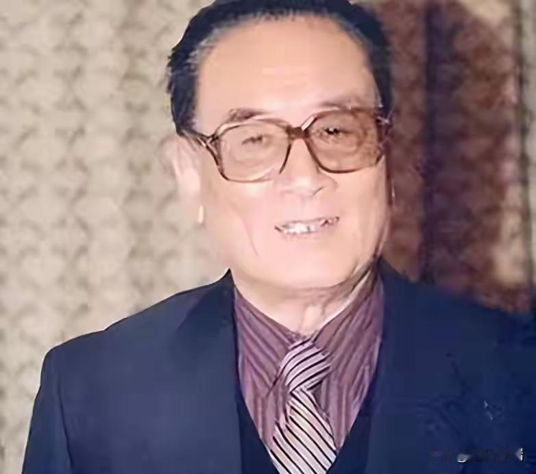 照顾病妻46年的老戏骨，病妻离世后誓与妻子合葬，四年后79岁的他娶了妻子闺蜜。